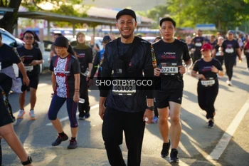 Runner Photo 1653947