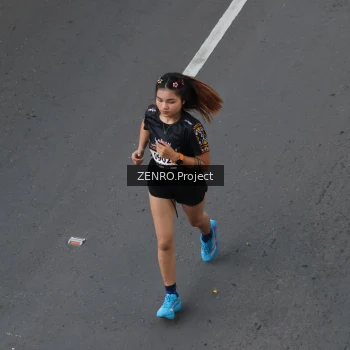 Runner Photo 1653980