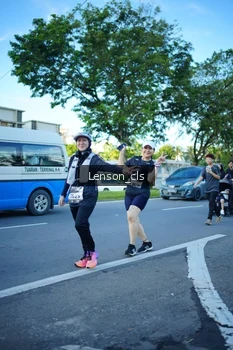 Runner Photo 1654095