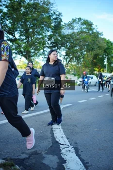 Runner Photo 1654105
