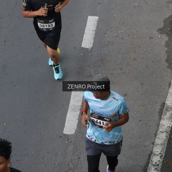 Runner Photo 1654296