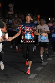 Runner Photo 1654311
