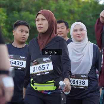 Runner Photo 1654352