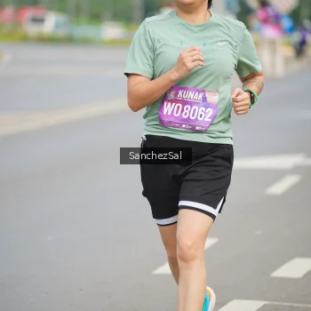 Runner Photo 1654386