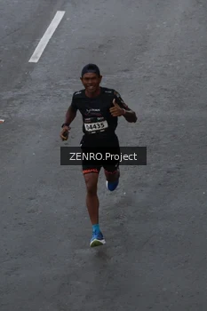 Runner Photo 1654539