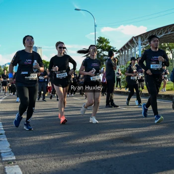 Runner Photo 1654892