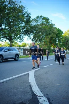 Runner Photo 1654963