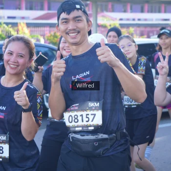 Runner Photo 1654990