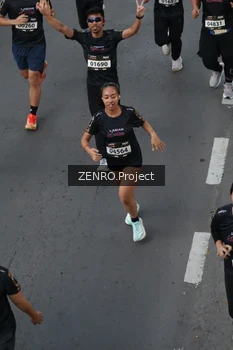 Runner Photo 1655040