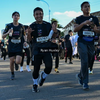 Runner Photo 1655095