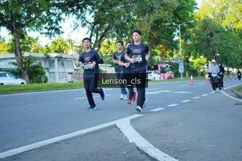 Runner Photo 1655361