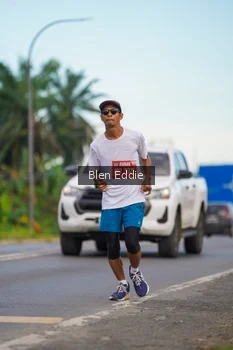 Runner Photo 1655480
