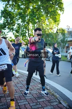 Runner Photo 1655533