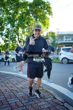 Runner Photo 1655566