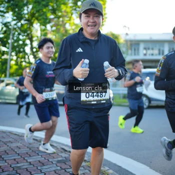 Runner Photo 1655624