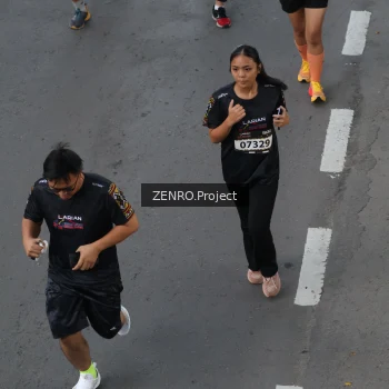 Runner Photo 1655625