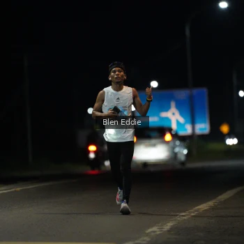 Runner Photo 1655659