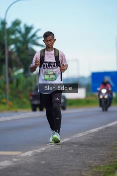 Runner Photo 1655661