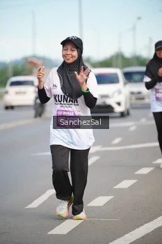 Runner Photo 1655694