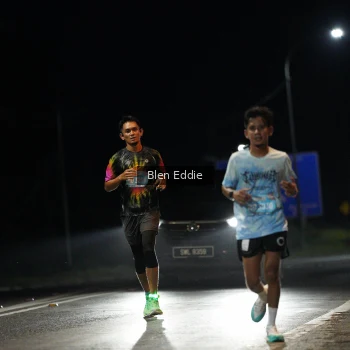 Runner Photo 1655708