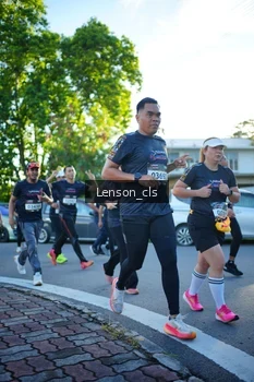 Runner Photo 1655746