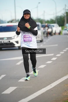 Runner Photo 1655767