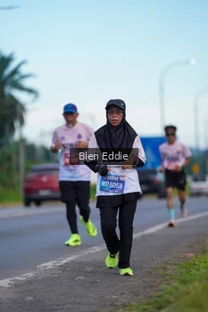 Runner Photo 1655772