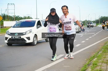Runner Photo 1655774