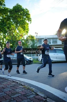 Runner Photo 1655840