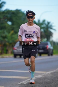 Runner Photo 1655895
