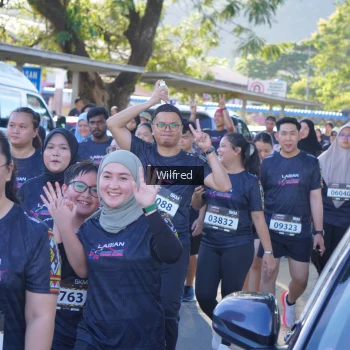 Runner Photo 1655995