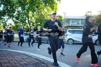 Runner Photo 1655996