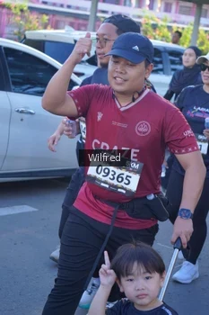 Runner Photo 1656092