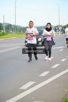 Runner Photo 1656144