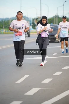 Runner Photo 1656159