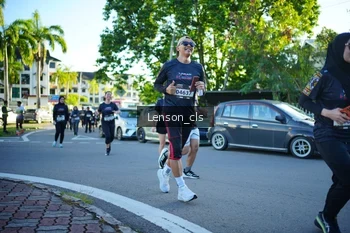 Runner Photo 1656174