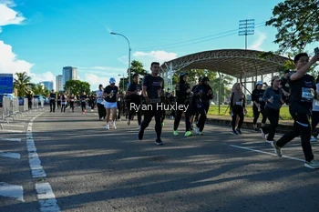 Runner Photo 1656218