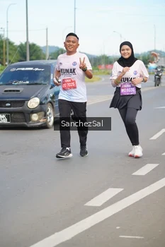 Runner Photo 1656228