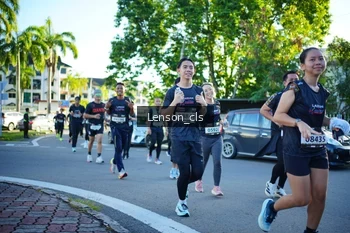 Runner Photo 1656243
