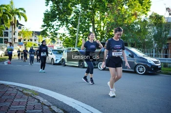 Runner Photo 1656265