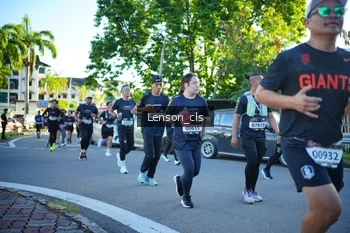 Runner Photo 1656300