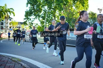 Runner Photo 1656303