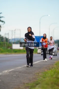 Runner Photo 1656304