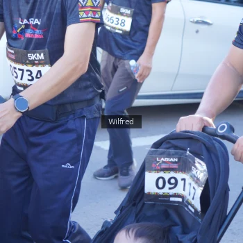 Runner Photo 1656311