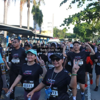 Runner Photo 1656380
