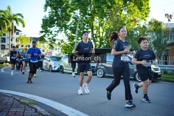 Runner Photo 1656381