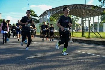Runner Photo 1656398