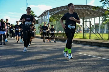 Runner Photo 1656408