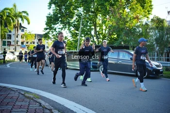Runner Photo 1656443