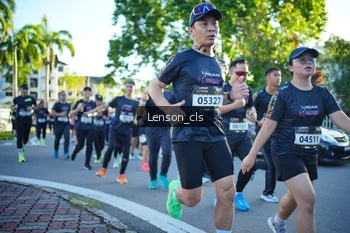 Runner Photo 1656553